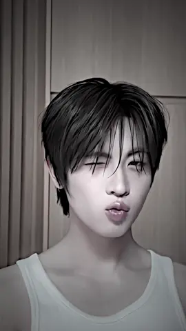 วันนี้เอายัยแป๋วมาเสริฟไม่มีพี่วรรณดูได้ค่ะ 👉🏻👈🏻 [ #FirstOne #เฟิร์สวัน ]