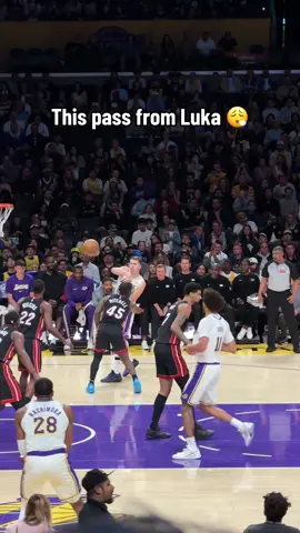 (via @LakersAllDayEveryday) #NBA #basketball #lakers #lukadoncic #espnsocial 