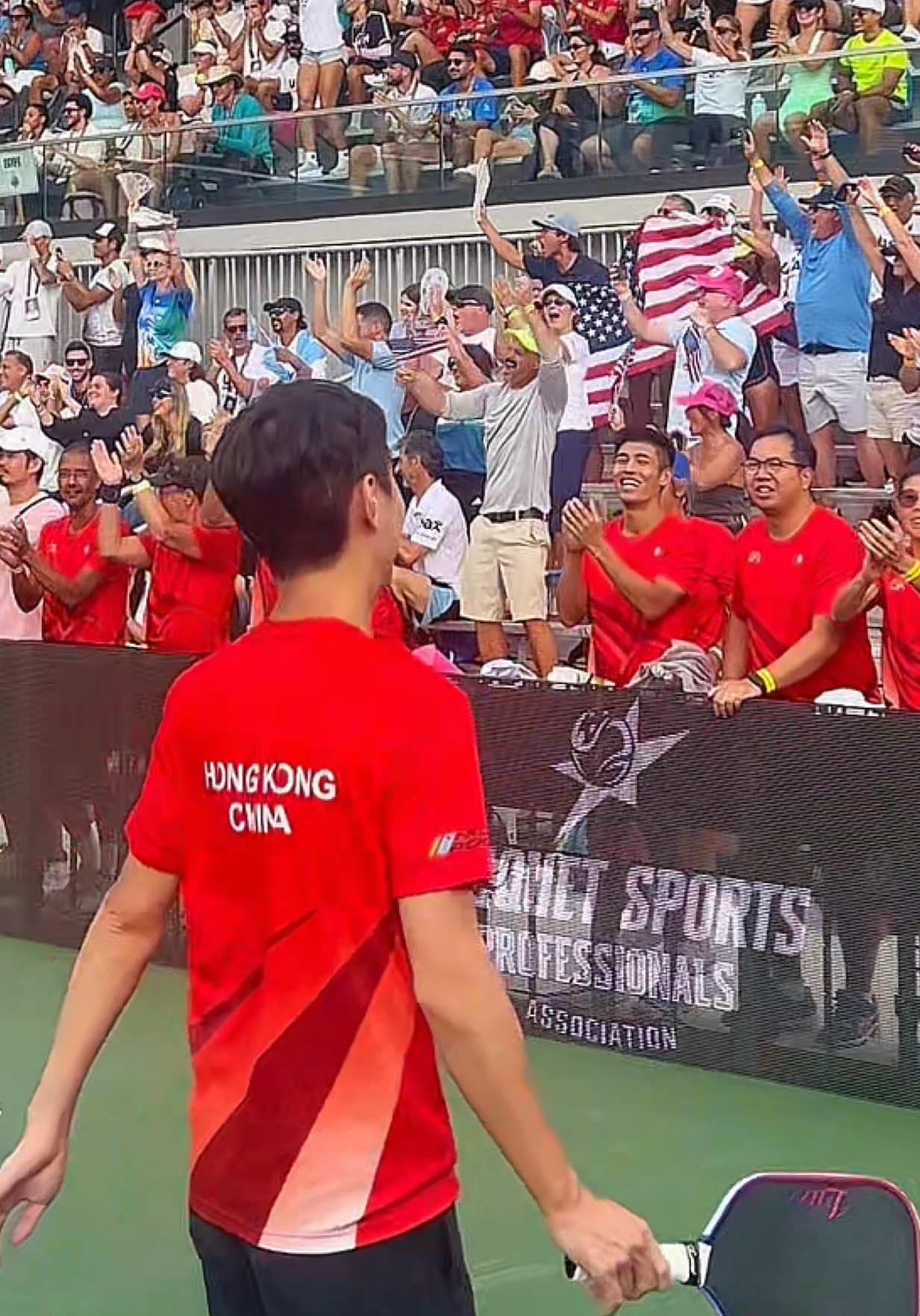 When country pride is on the line it matters so much more. 🇺🇸 vs 🇨🇳 #pickleball #usa #china #pickleballtournament #pickleballhighlights 