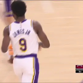 BRONNY OOP!! He got UP! 🚀 💥 #HeatVsLakers #Lakeshow #Lakers For more Lakers content follow: @lakers_legacy_legends #lakerslegacylegends #l3