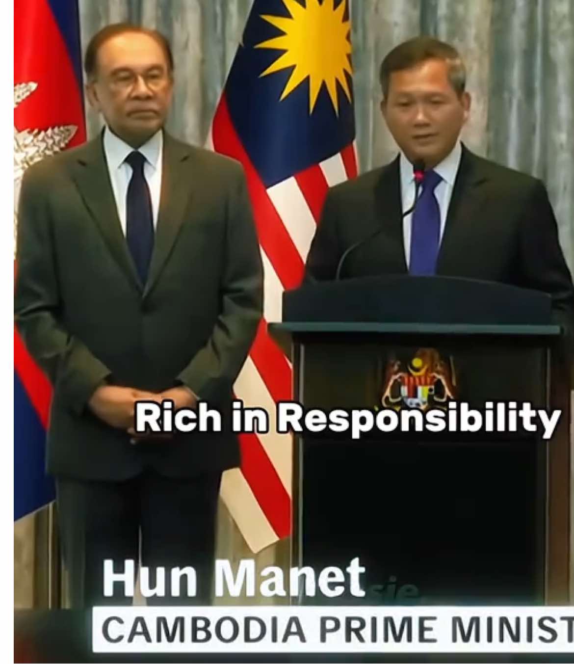 He is rich in everything 🇰🇭✨💙 #samdechthipadeihunmanet #primeministerofcambodia #hunmanet #cambodia #hero 