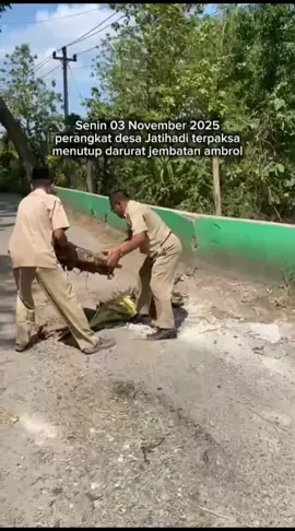 Jembatan Selebur di jalur antara Sumber Kabupaten Rembang dengan Jaken Kabupaten Pati ambrol, karena tergerus banjir. Dampaknya lalu lintas di dalam Desa Jatihadi sangat ramai dan mengakibatkan jalan kampung rusak parah. Bahkan ada gorong-gorong amblas, sehingga sangat rawan kalau tetap dilalui kendaraan besar. Lantaran sampai hari Senin 03 November 2025 jembatan ambrol belum diperbaiki, perangkat desa Jatihadi akhirnya menutup jembatan ambrol dengan batu dan tanah seadanya, hasil sumbangan masyarakat yang peduli. Namun kondisi ini tetap rawan, sehingga pengguna jalan yang melintas harus selalu waspada. (Musyafa Musa).