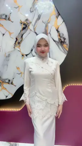 Bw bikin elegan banget yaa bet 💋✨ #fyp #foryou #foryoupage #dresskekinian #dressterbaru 