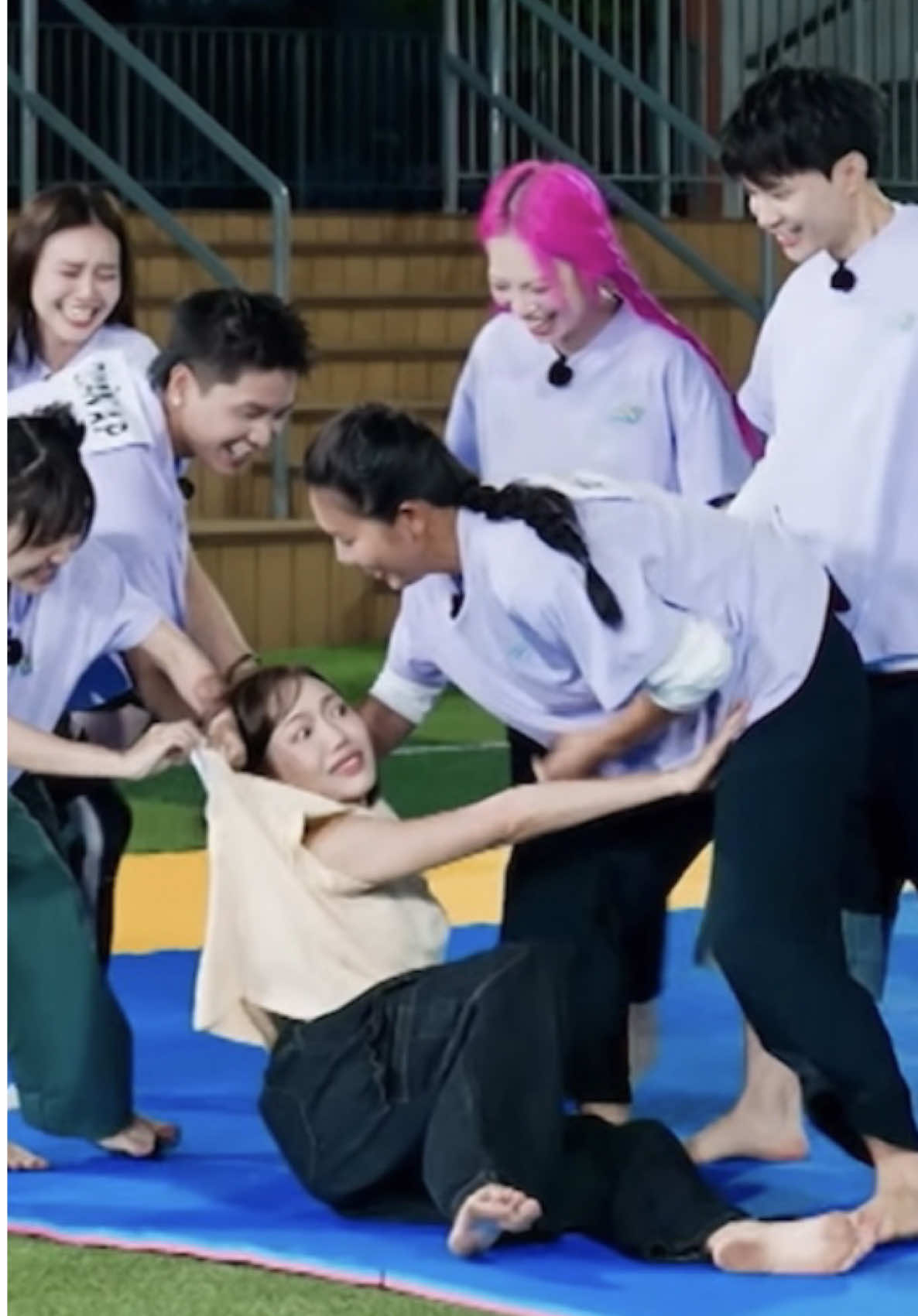 Cơ hội ngàn năm có một... sao mọi người lại cản tôi 🥹 #DieuNhi #RunningManVietnamSeason3