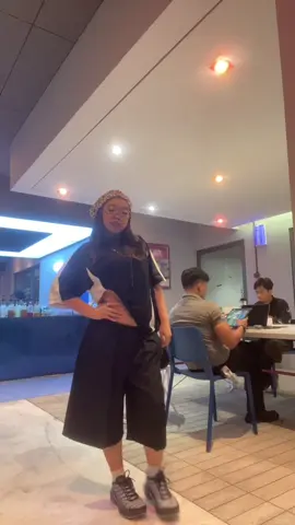 pake sound ini tp sendiri wkwk #outfit #OOTD #baddie #sexy 