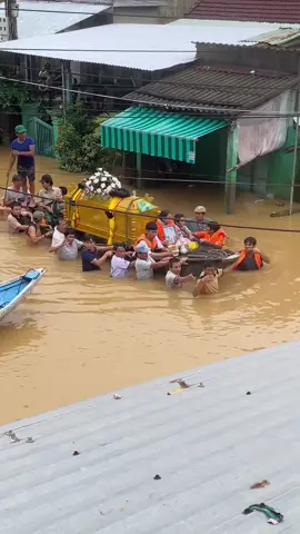 Đám tang quê em mùa nước lũ🥲 #CẩmKim#hộian 