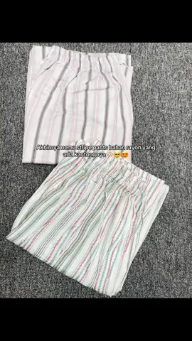 Mana motifnya bagus bgt lagi #stripepants 