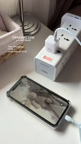 this orashare 20W Transparent adapter 💫🤍 #adapter #orashare #orashareadapter #fastcharging #20w 