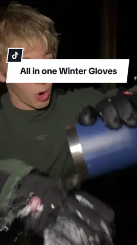 If the weatherman says snow or rain in the forecast, these are going on! #wintergloves #wintertouchscreengloves #waterproofgloves #bestwintergloves #winterwaterproofgloves 