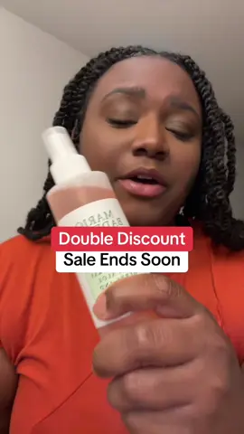 Nothing hits like a mid-day spritz 💦 This Mario Badescu facial spray instantly refreshes, soothes, and hydrates my skin — especially when I keep it chilled in the fridge 🧊✨#facemoisturizer #skincare #facialspray #mariobadescu #hydratedskincare 