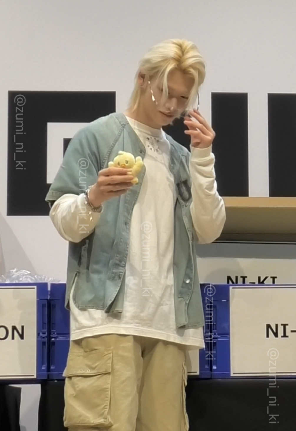 マッスルひよこを確認→マッスルポーズ→自分の筋肉チェック🐥💪🏻wwwwwwwww #ENHYPEN #プレサ #NI_KI #ニキ #ミーグリ 