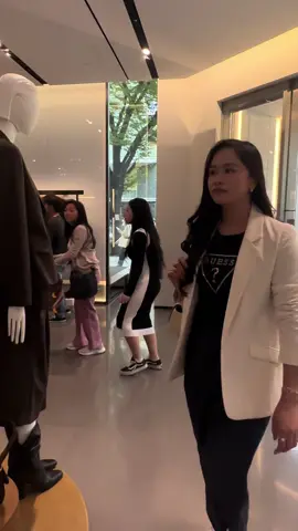 Window shopping #tiktokjapan🇯🇵🇯🇵foryoupage#fypシ゚ #japanstyle🇯🇵 #ofwlife #minivlog 