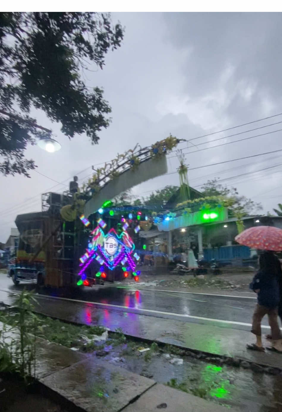 Tanpa Batas Audio Tulungagung #tbspro #tbsproaudio #battlesempu2025 #karnavalsempu #kediri