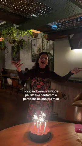 mandei a letra pra eles por WhatsApp kkkkk