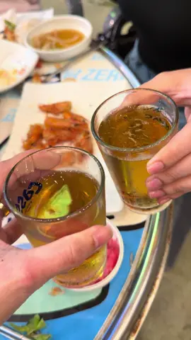 Hẹn hò với người ta đồ để nó đồn mình nghĩ chơi với nó chúng mình vẫn còn thân nhé