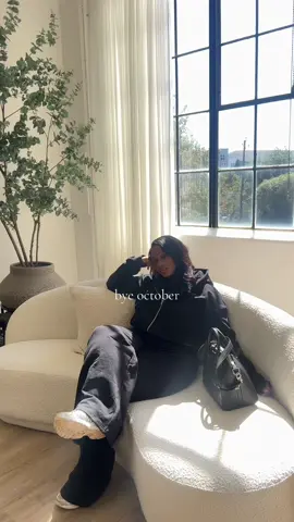 Bye to my fav month🍂🤎🧸#birthday #october #fallvibes #fyp 