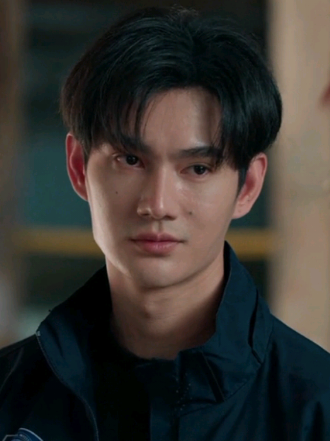 ele tá tão lindooo mds . . . . . . . sc: wynbls 💗 #singha #pavel #pavelphoom #boysloveseries #goddessblessyoufromdeath  @pavelphoom 