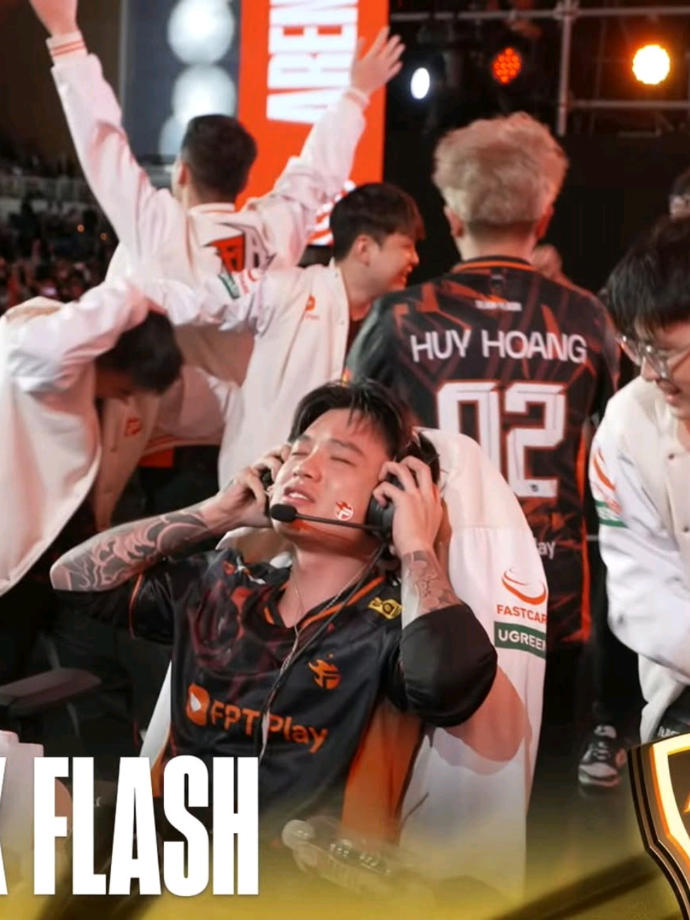 4năm chờ đợi, Và bây giờ họ đã VÔ ĐỊCHHH🏆 #xh #lienquanmobile #fpt #flash #xuhuong 