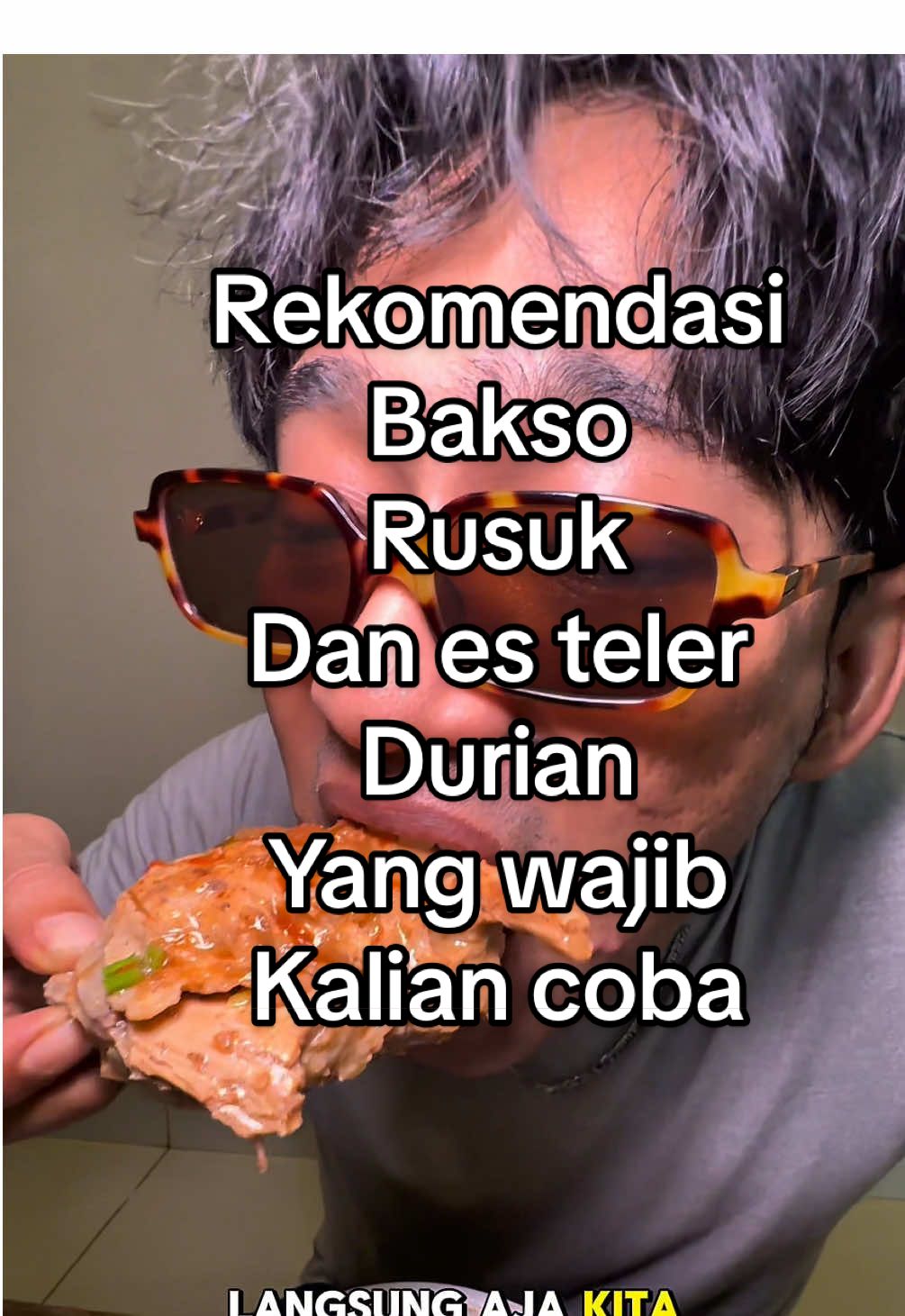 Ada bakso enak muraah,topping nya melimpah ruaah, ada bakso rusuk raos.ada bakso jumbo komplit,ada bakso mozarela, wahh pokonya banyak banget varian nya,selain bakso yang seger seger juga ada brody,es teler ada,es durian ada,harganya mulai dari 8 ribuan aja brody,lokasinya teh ada di  📍 Jl pelita tanjungsukur 4/15 hegarsari pataruman arah perum pancanaka . Namanya dapoer salma @dapoer_salMa inimah pokonya kalian wajib coba dan buktikan weh,kuah nya ngaldu banget,bakso nya full daging di jamin bikin ketagihan #bakso #baso #kuliner #mamangozy #esteler 