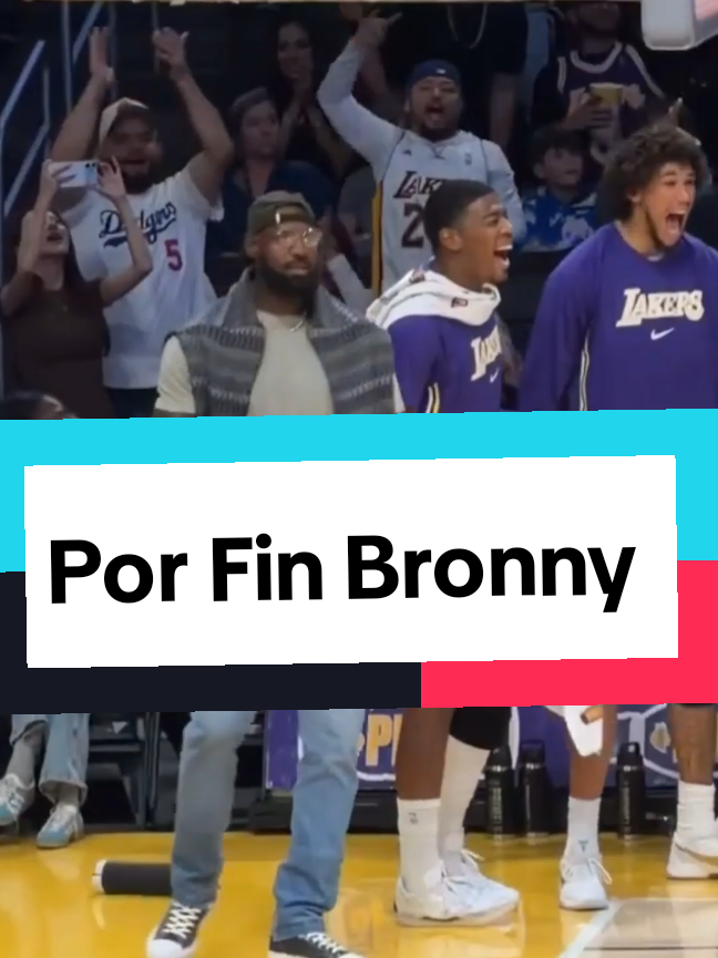 Bronny James anota sus primeros puntos en el séptimo juego de los Lakers. Celebren los fanáticos de Lebron y Bronny James,en el séptimo juego de la temporada acaba de anotar sus primeros dos puntos.. Sin palabras! #bronnyjames #lakers #lebronjames #lakersnation #NBA 