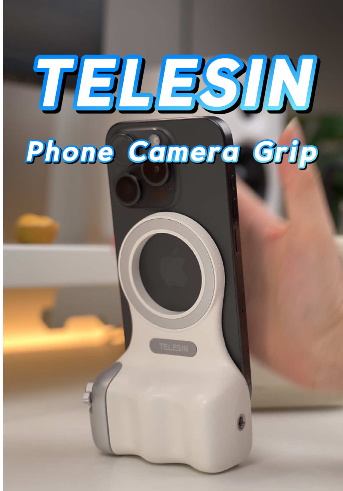 Magnetic Phone Camera Shoot Hand Grip #phoneaccessories #light #cameragrip #handlegrip #smartphone #magnetic #contentcreator #viral #phonegrip #bluetoothremote #vloggear #perfectselfie #tiktokfinds #magnetictripod #tripod #spotlightfinds #telesin #novatopfinds#tiktokshopblackfriday #tiktokshopcybermonday 