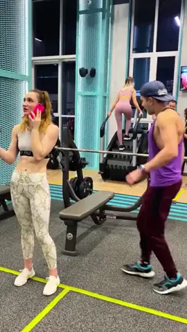 Неловкий момент 🫢🤯😁#😁😁😁 #😬😬😬 #🙃🙃🙃 #😂😂😂 #🤭🤭🤭🤭 