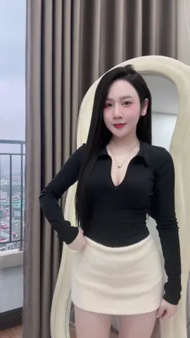 Áo xinh ngon cho các bà sắm đây. Nhiều màu lắm vào giỏ góc trái đăth nhaa#aothundaitay #aodaitay #thoitrang #justdun #xuhuong 