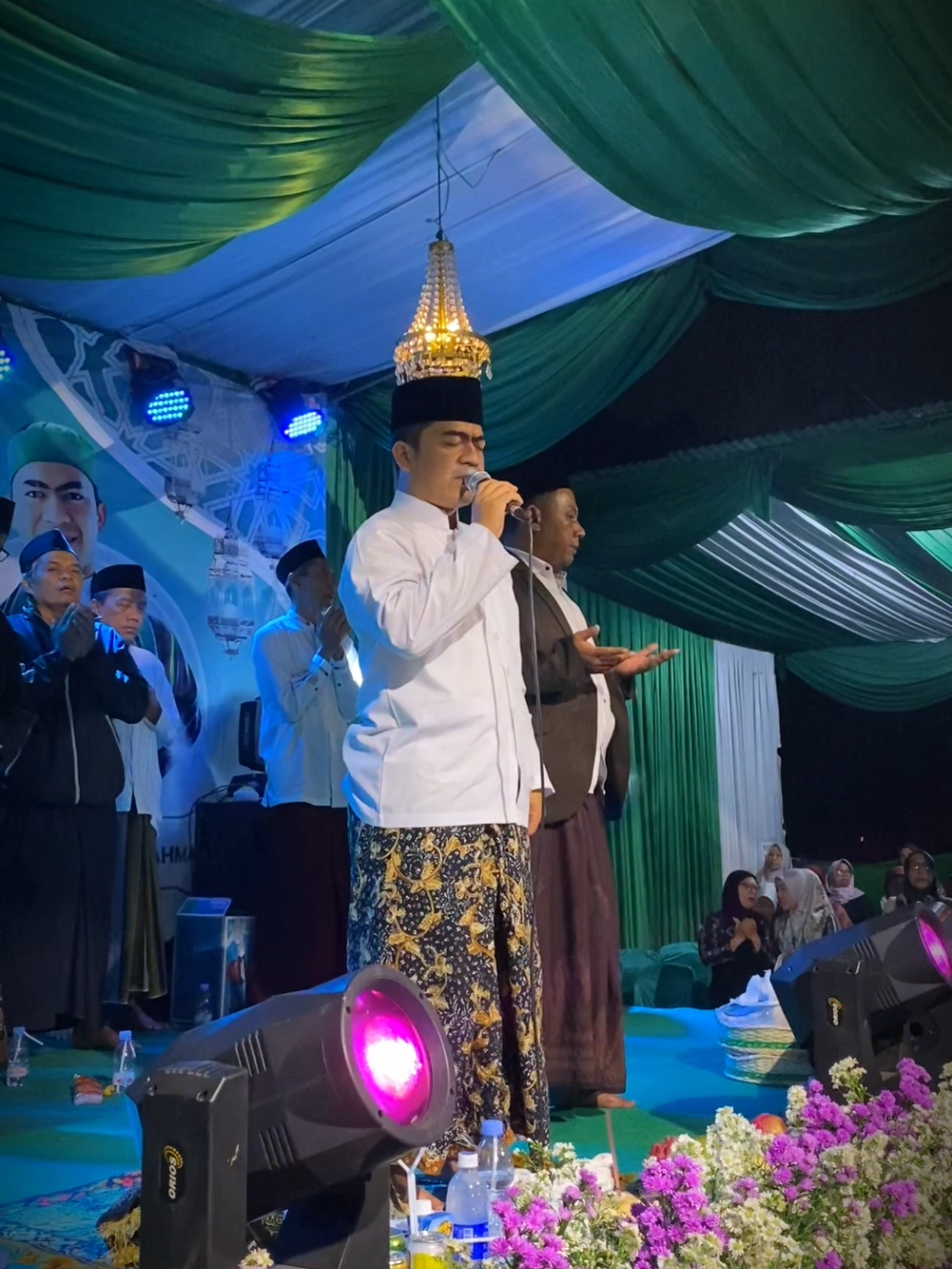 Pangukan Bersholawat 3 Bersama Gus Wahid Syarifuddin Ahmad Jum'at 31 Oktober 2025 Masjid Baiturrahman Pangukan, Tridadi, Sleman  - - @Gus Wahid Official  #syifaulqulubsleman #sqsleman #majelissholawat #guswahid #majelisyogyakarta 