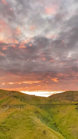 sunrise bukit premium🌅 #foryou #foryoupage #masukberanda #bukitpremium #bukitpremiumnongkojajar 