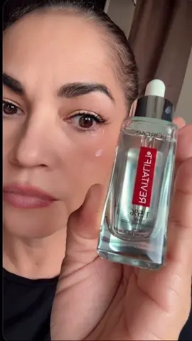 #GiftedByLOrealParis  Want radiant skin and a flawless finish?  Step 1: Revitalift Hyaluronic Acid Eye Serum 