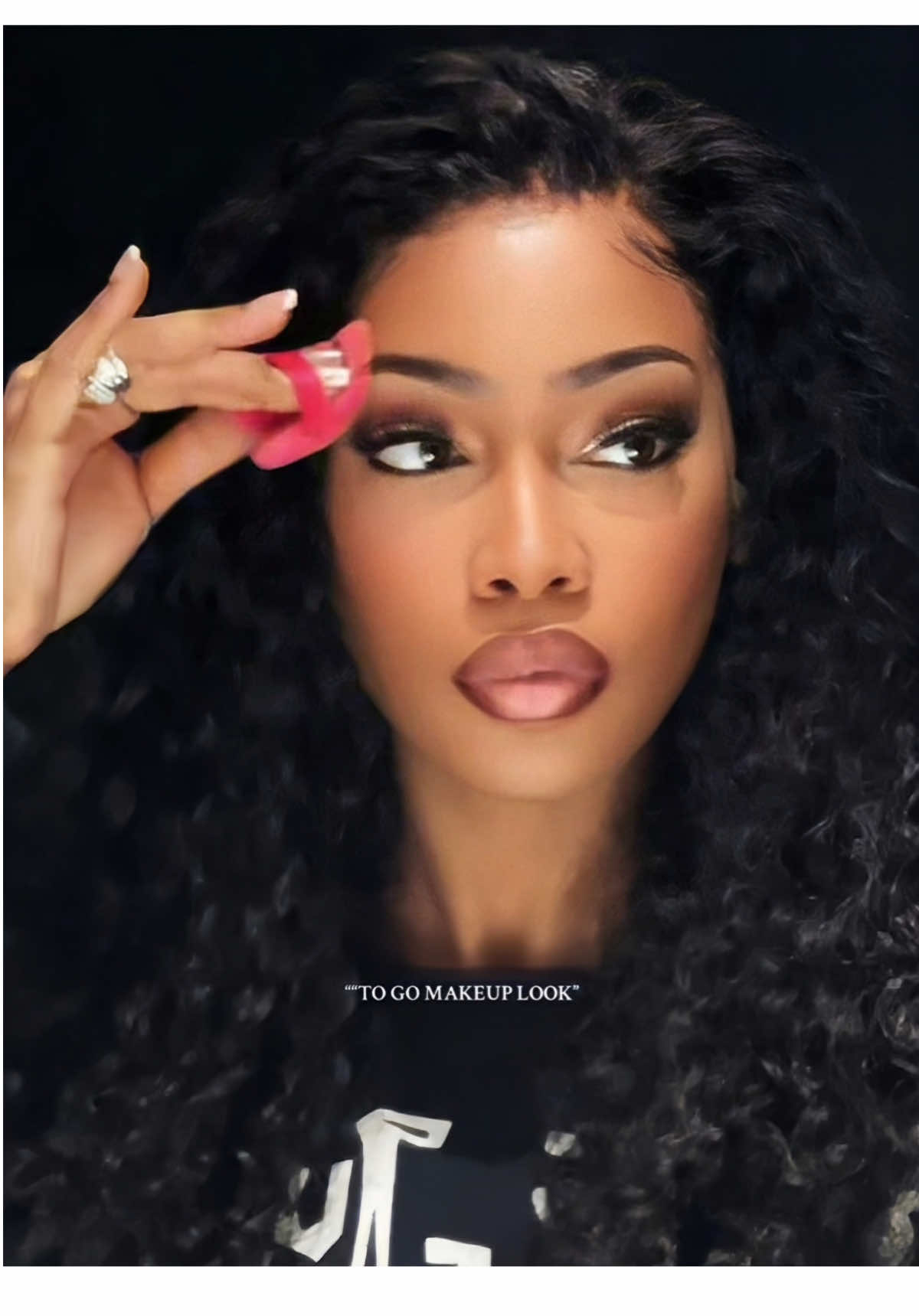 Mind you , I did this in a public restroom at our hotel lobby  while traveling  , so when I say it’s on the go , it’s on the go 🤍All links attached babes ❤️ #makeup #everydaylook 