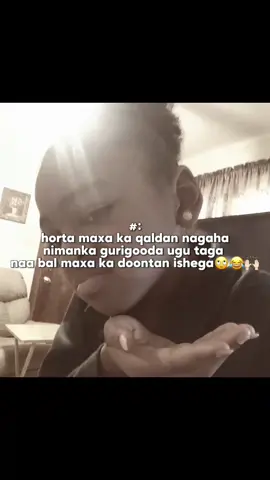 wee iga yaabsaden😭😂#CapCut #somalitiktok #rootixado #ovvvvvvv😭💕💕💕🤭 #fyp @🇷OOTI ᙭ᗩᗪO🦊🤤🥖 