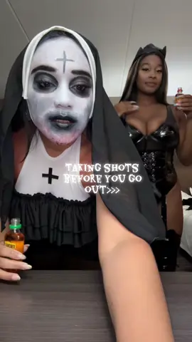 Had so much fun with my friend I love her 🖤🖤🖤🥳🥳 #friends #philly #goingoutout #drinks #concert 