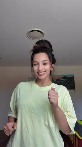 had to jump on the trend before it disappears from my fyp 💃 IB: @rahtitouillee  . . . . #trending #transition #outfitinspo #fashion #fyp 