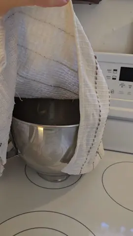 Just making some chili amd Jalepeno Cheddar Bread #bread #fallfood 