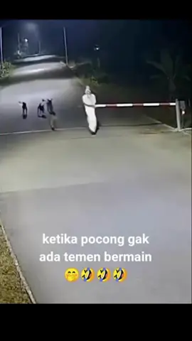 😀😀😁🤣🤣🤣#vidiolucu #hantulucu #viral #fyp #ngakak 