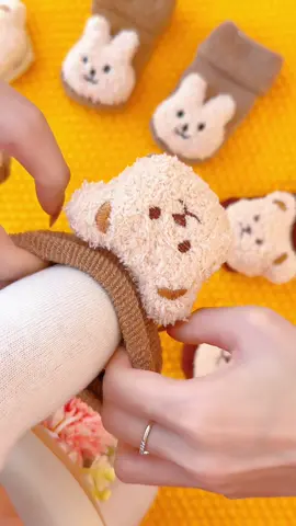 Tất hình gấu cho bé #thoitrangbe #oibeoi #thoitrangtreem #mevabe #phukienbe 