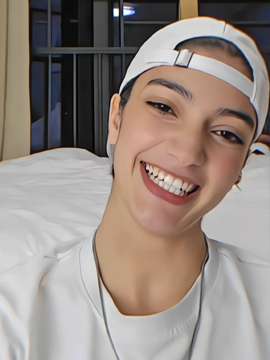 don't want another papi😋 #jiji #vina #vinasitorus #liliagzraryan #jijivina @Jiji 