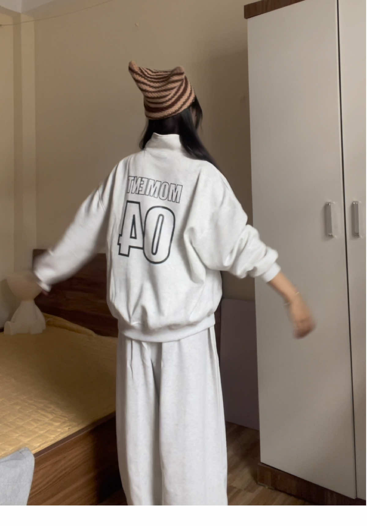 Áo khoác #outfitcuachao🧣 #aokhoac #xh #viral 