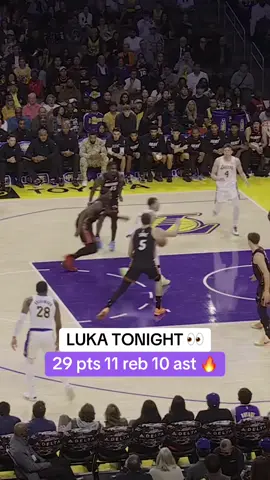 Luka put on a SHOW tonight. 🔥 #NBA #basketball #bball #lakers #luka 