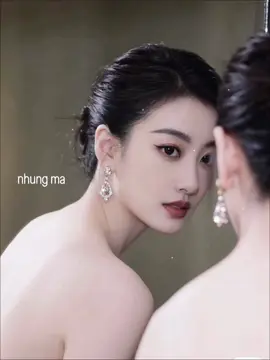 lịch trình của tôn lạc ngôn sau tín 7, cô gái siêu thành công, vừa có tình yêu vừa có sự nghiệp vậy nên nhiều người ghen tị lắm đó. - Quay reaction show “Offer Rung Động Lòng Người 7” (Tencent) - MC lễ trao giải chung kết 