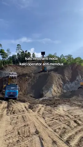 bagaimana para operator 😂 #operator_excavator #operator #storytambang 