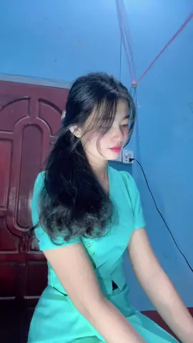 #စိုးမိုးချင်းလို့❤🤗 #မြင်ပါများပီးချစ်ကျွမ်းဝင်အောင်လို့🤒🖤 #ချစ်စရာကောင်းတာတစ်ခုပြမယ်🥺🎀 