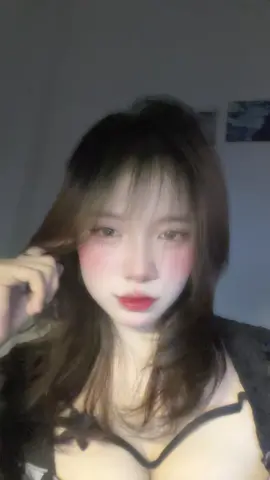 spam nốt thấy cũng keo👉🏻👈🏻#CapCut #xhtiktok #deemluongthien #army#arh 