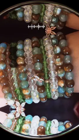 One of my favorite bracelets!!! One of my favorite colors as well. 