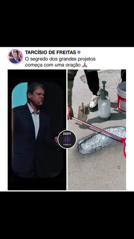 @Capitão Tarcisio de Freitas | Em um mundo onde muitos confiam apenas em números e estratégias, ainda existe força em quem começa tudo com uma oração. A fé não substitui o trabalho, mas dá direção, equilíbrio e coragem quando tudo parece incerto. Ser zombado por acreditar não é vergonha — é prova de que você caminha por convicção e não por aprovação. Orar antes de cada projeto é reconhecer que o controle não está totalmente nas nossas mãos, e que o impossível só se torna possível quando existe fé. Continue orando, continue acreditando. Porque quando Deus está nos planos, até o improvável se torna conquista. 💬 Curta, comente, siga e compartilhe se você também acredita no poder da oração! #fé #oração #tarcisiodfsp #tarcisiodefreitas #tarcisiocortes