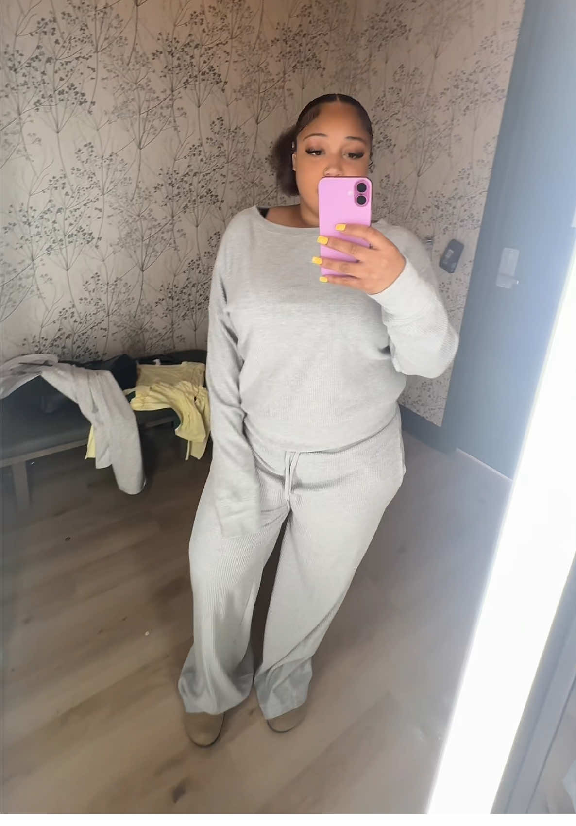 Yappp diarysss 😛 y’all I make so much content so this is me jus going to start posting them #dayinmylife #shopping 