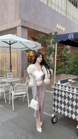 Tập trung vào 1 người đàn ông, và anh ta sẽ cho bạn thấy lý do tại sao bạn nên tập trung vào 10 người #verabyfang #phốiđồđẹp #xuhuong #fyp #viral 