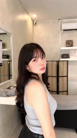 Okay, I like my bangs na 😚