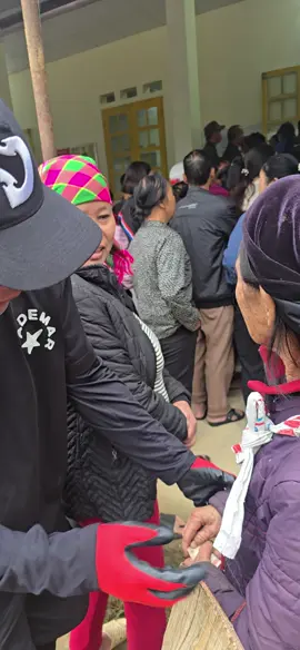 Hôm nay Lâm đã gặp bà ngoại của mình là ngoại Hứa Thị Len